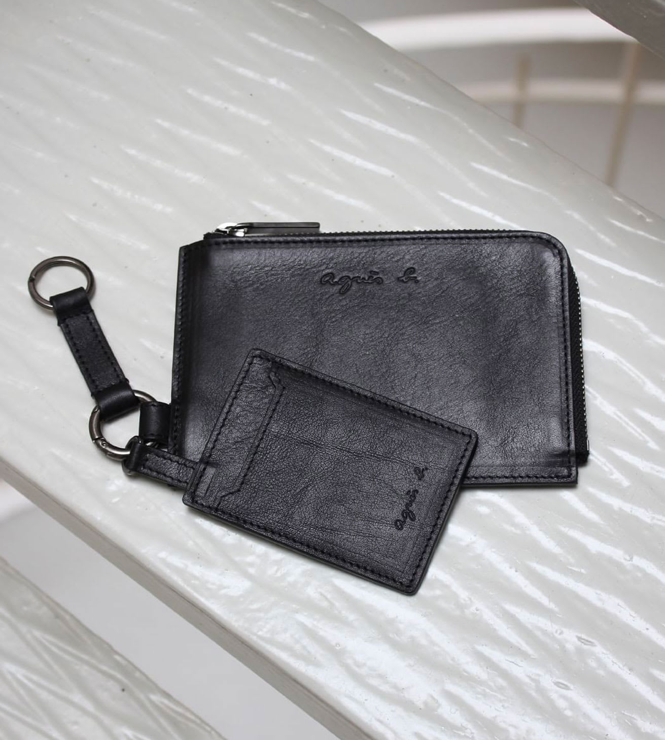 small leather goods men